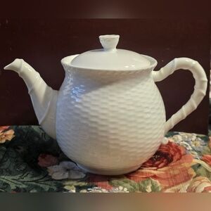 Elegant White Textured Teapot